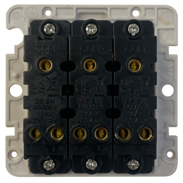 flat light grey light switch (3 gang/white switches) back bc0625