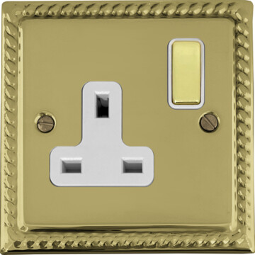georgian polished brass socket (1 gang/white inserts) front fc0825
