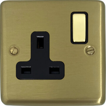 satin brass socket (single socket/brass switch) front fc0825