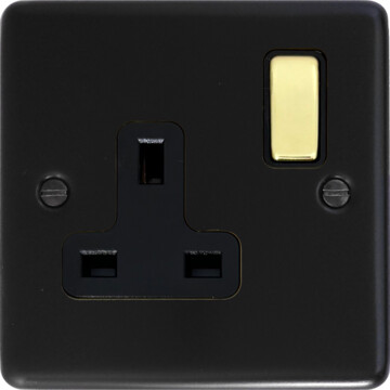 matt black single socket (polished brass switch) front fc0825