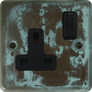 contour verdigris single socket (black switch) front fc0825