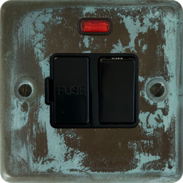contour verdigris switched fused spur with neon (black switch) front fc0825