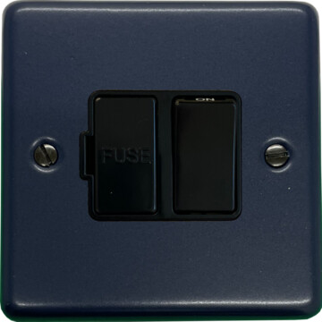 contour blue switched fused spur (black switch) front fc0825