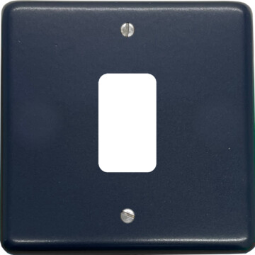 contour blue grid plate (1 gang) front fc0825