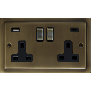 Victorian Antique Brass Double Socket with USB (USB-A and USB-C (Brass Switches)